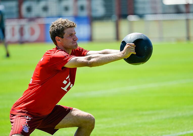 Schwitzen für eine erfolgreiche Saison: Thomas Müller vom FC Bayern steht eine lange Saisonvorbereitung bevor.