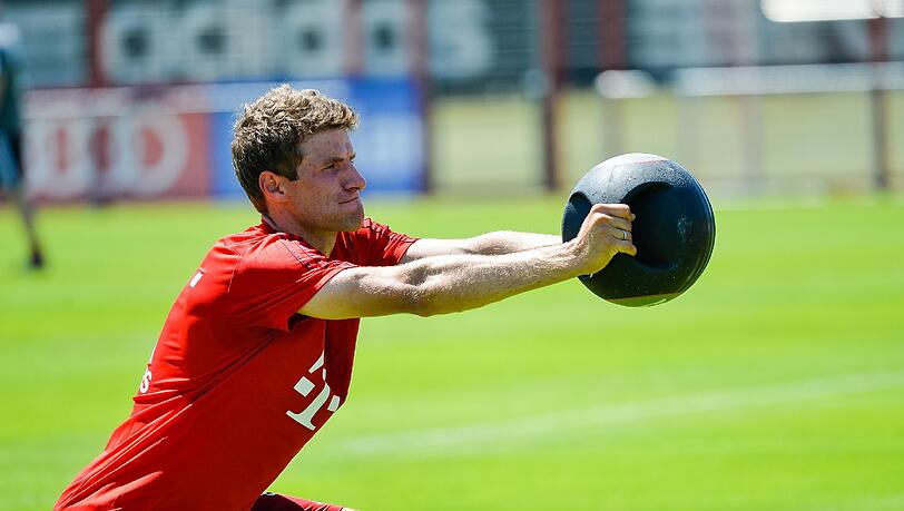 Schwitzen für eine erfolgreiche Saison: Thomas Müller vom FC Bayern steht eine lange Saisonvorbereitung bevor. Schwitzen für eine erfolgreiche Saison: Thomas Müller vom FC Bayern steht eine lange Saisonvorbereitung bevor.