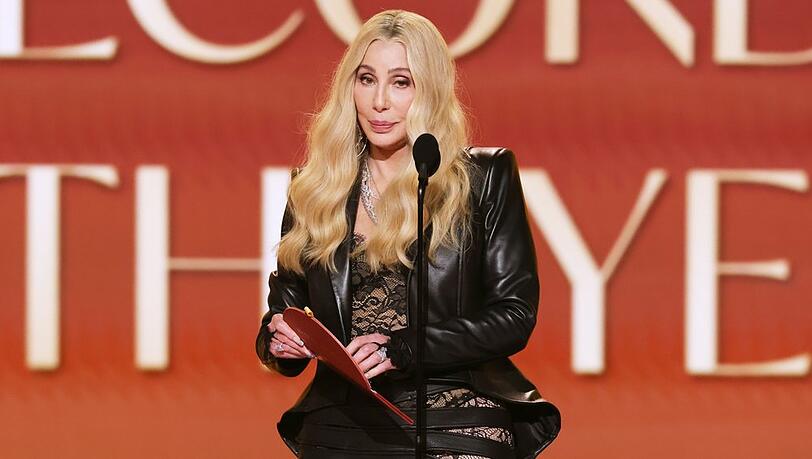 Cher auf der B&uuml;hne der Grammy Awards.