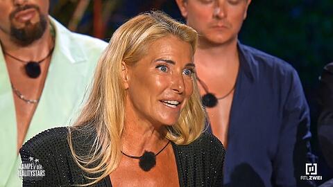 Giulia Siegel muss sich am Ende entscheiden und kürt somit den Gewinner von "Kampf der Realitystars"
