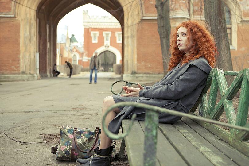 Evgeniy Mironov als Puppenfrau.