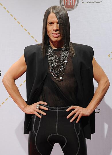 ...Topmodel-Stylist Jorge Gonzalez.