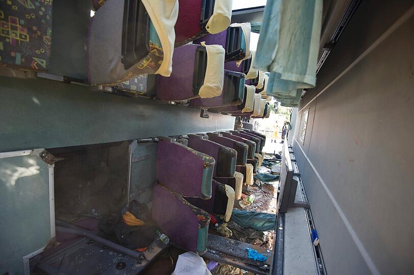 Schockierender Blick ins Innere des Busses...