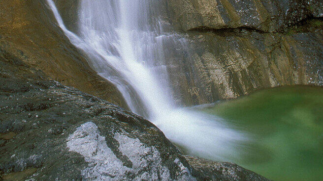 Derzeit führt das in den Königssee führende Gewässer sehr viel Schmelzwasser. (Archivbild)