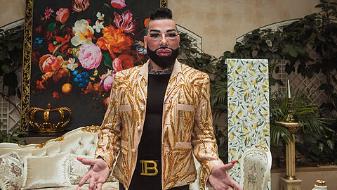 Harald Glööckler stürmt in der "Sport1"-Show "My Style Rocks" wutentbrannt aus dem TV-Studio.