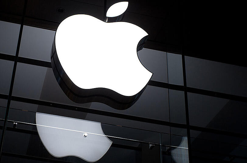 Bei Apple stiegen die Erlöse im Jahresvergleich um ein Drittel auf 49,6 Milliarden Dollar.