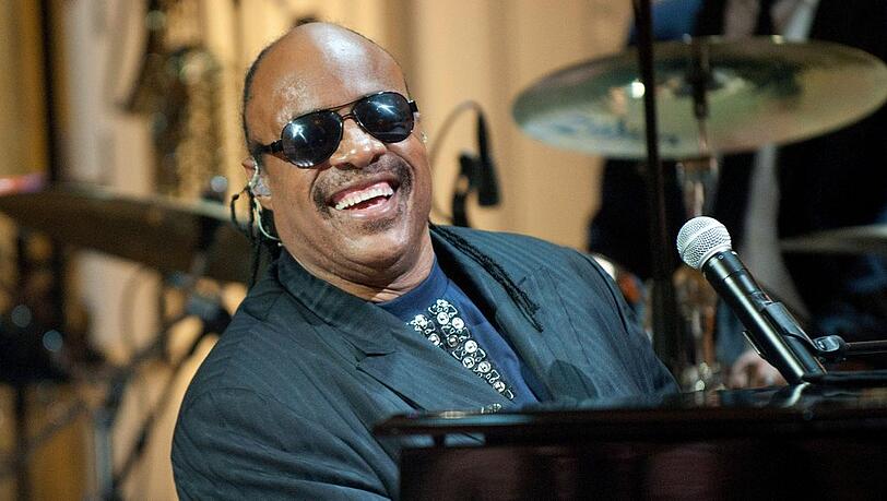 Stevie Wonder wird schon in wenigen Wochen in Deutschland auftreten. Stevie Wonder wird schon in wenigen Wochen in Deutschland auftreten.