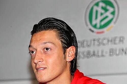 Türkische Wurzeln, deutscher Pass, spanischer Klub: Mesut Özil.