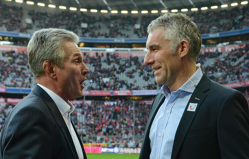 Mirko Slomka und Jupp Heynckes vor dem Spiel. Slomka ist zu diesem Zeitpunkt noch guter Dinge.
