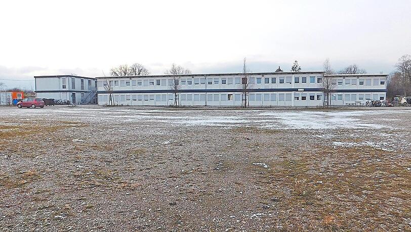 Auf Höhe der Wohnungslosen-Unterkunft soll die Verbindung von Joseph-Wild-Straße und Hüllgraben hin. Auf Höhe der Wohnungslosen-Unterkunft soll die Verbindung von Joseph-Wild-Straße und Hüllgraben hin.