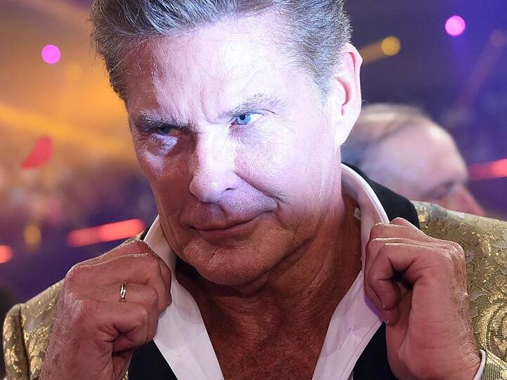 Der Sänger David Hasselhoff ist in den Alpen eingeschneit.