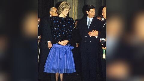 Prinzessin Diana trug das Kleid bei einem Besuch in Florenz.