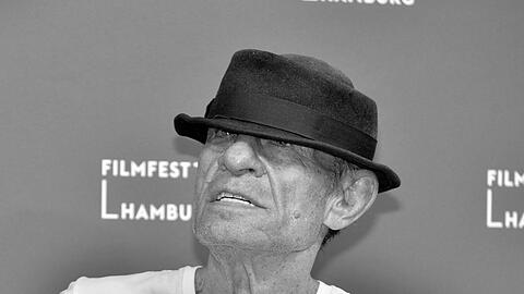 Regisseur Klaus Lemke ist am 7. Juli im Alter von 81 Jahren in München gestorben. Die Todesumstände sind nicht bekannt.