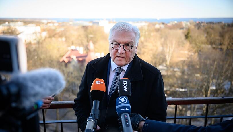 Auch wenn er den Angriffskrieg Russlands von Anfang an verurteilte, geriet er schnell selbst in die Kritik: Bundespräsident Frank-Walter Steinmeier.