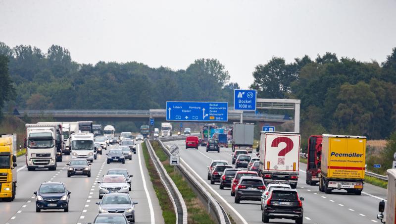 Österreich hat beim Europäischen Gerichtshof Klage gegen die geplante deutsche Pkw-Maut eingereicht. Nun zeichnet sich ab, wie die Richter entscheiden werden. Österreich hat beim Europäischen Gerichtshof Klage gegen die geplante deutsche Pkw-Maut eingereicht. Nun zeichnet sich ab, wie die Richter entscheiden werden.