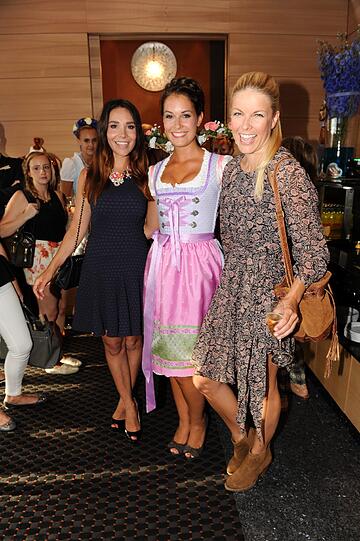 Dirndl-Party im Westin Grand