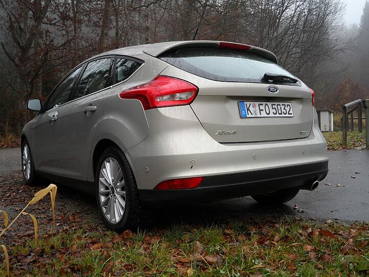 Der Ford Focus - hier die 182-PS-Version - startet überarbeitet in den Konkurrenzkampf der Kompaktklasse.