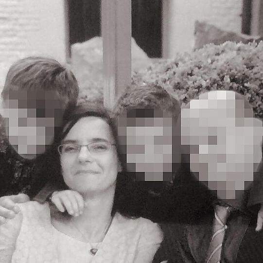 Auch sie hinterlässt zwei minderjährige Kinder (elf und 14 Jahre): Elke Vanbockrijck (44) aus Belgien.