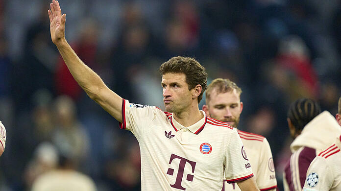 Wann sagt der Oberbayer endgültig Servus? Thomas Müllers Vertrag läuft im Sommer aus - bislang deutet wenig auf eine weitere Saison des 35-Jährigen beim FC Bayern hin.