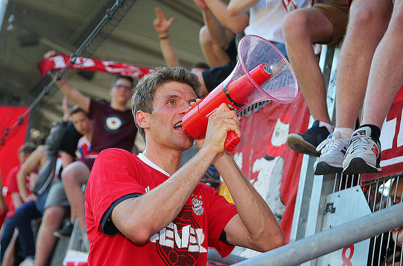 In Ingolstadt feierten die Bayern ihre vierte Meisterschaft in Folge - zumindest ein bisschen. Die Bilder.
