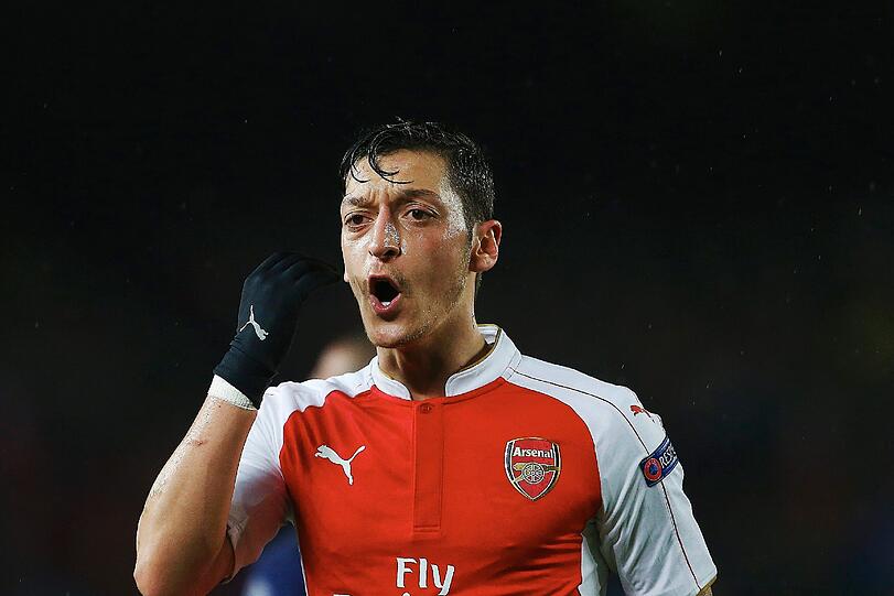 Platz 2: Mit 50 Millionen Euro Ablöse war Mesut Özil lange Zeit der teuerste deutsche Fußballer, doch....