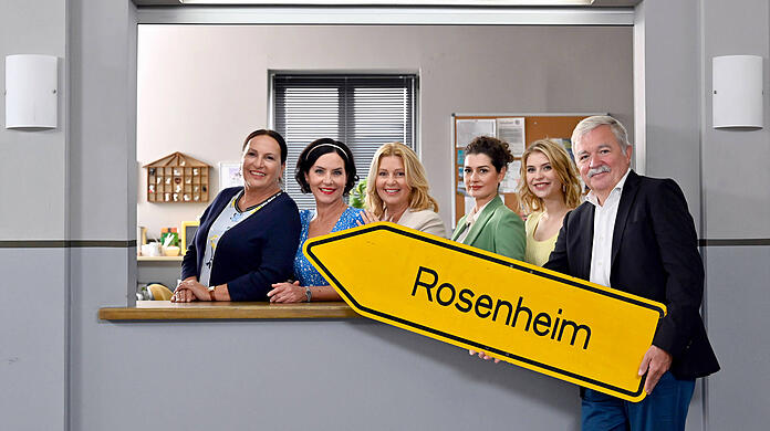 "Die Rosenheim-Cops" laufen seit 2002 im ZDF. Haben Fans allmählich genug von der Serie?