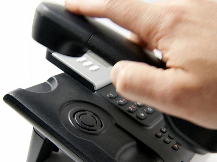 Von August 2009 bis April 2010 waren bei der Bundesnetzagentur über 57 000 schriftliche Beschwerden allein wegen unerlaubter Telefonwerbung eingegangen.