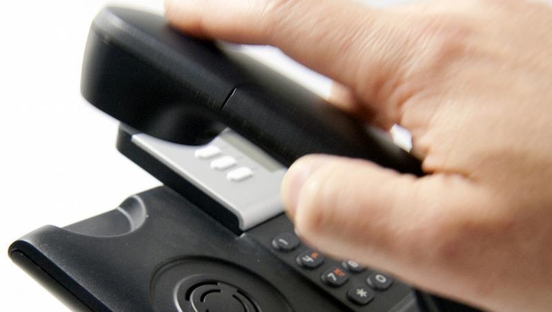 Von August 2009 bis April 2010 waren bei der Bundesnetzagentur über 57 000 schriftliche Beschwerden allein wegen unerlaubter Telefonwerbung eingegangen. Von August 2009 bis April 2010 waren bei der Bundesnetzagentur über 57 000 schriftliche Beschwerden allein wegen unerlaubter Telefonwerbung eingegangen.