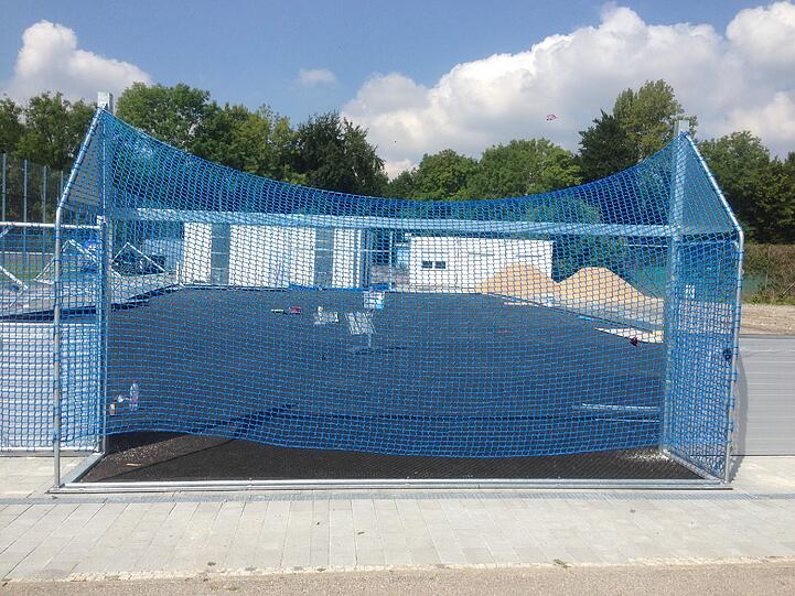 Der neue Soccer-Court entsteht.