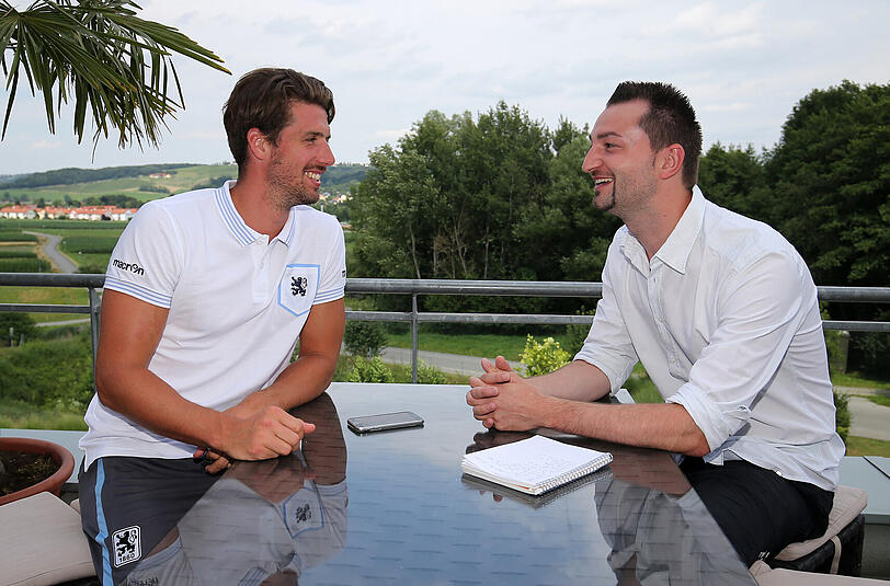 Jan Mauersberger (r.) im Gespräch mit AZ-Reporter Matthias Eicher.