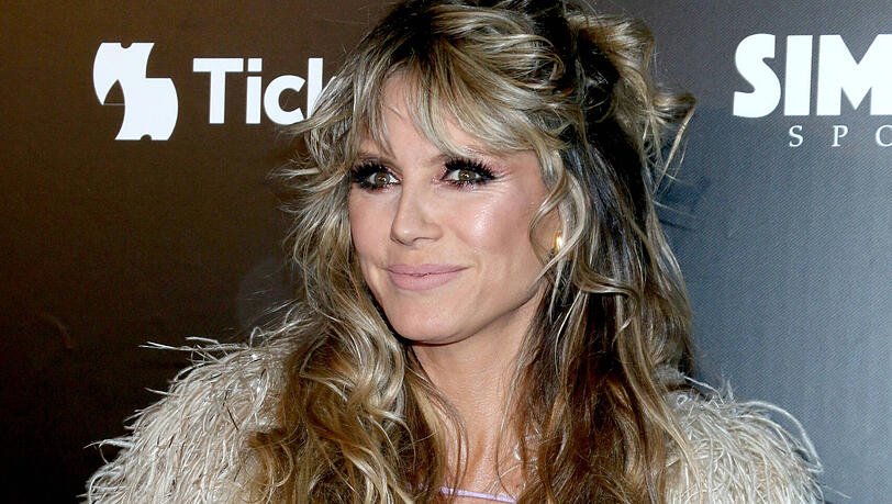 Heidi Klum zeigt sich offenherzig in Los Angeles