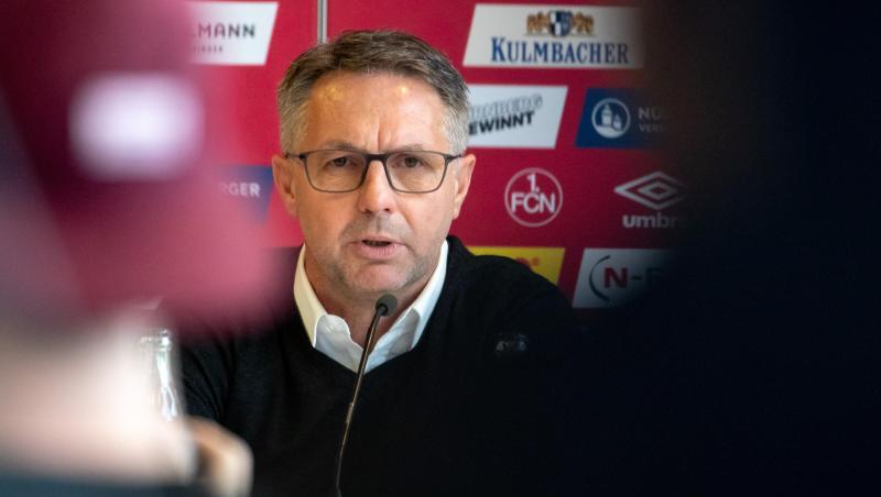 Nürnbergs Trainer Damir Canadi spricht während einer Pressekonferenz. Foto: Daniel Karmann/Archivbild Nürnbergs Trainer Damir Canadi spricht während einer Pressekonferenz. Foto: Daniel Karmann/Archivbild