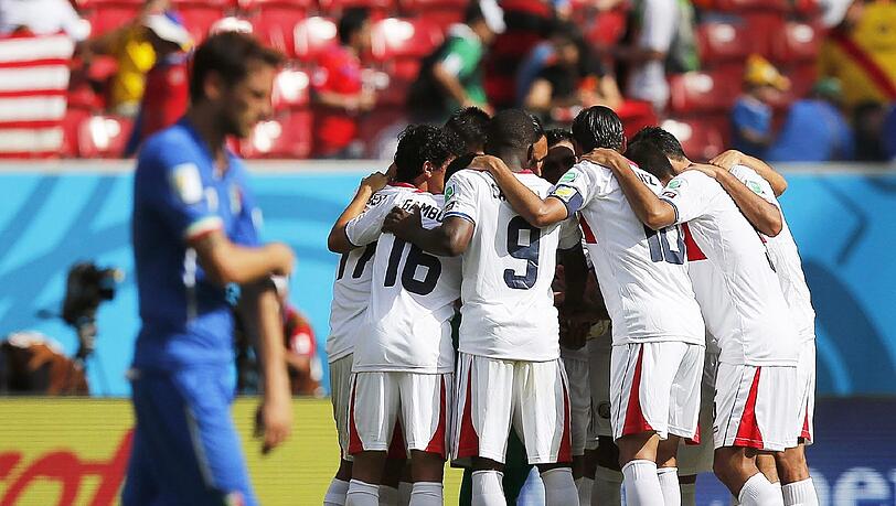 Der Tor-Jubel von Costa Rica nach dem 1:0 gegen Italien. Der Tor-Jubel von Costa Rica nach dem 1:0 gegen Italien.