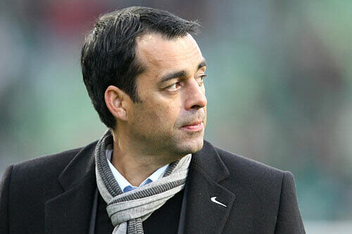 FC-Freibur-Trainer Robin Dutt hat Personalsorgen