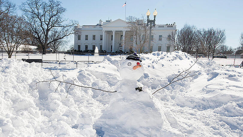 Vor allem über das Wochenende fielen Unmengen an Schnee im Osten der USA. Vor allem über das Wochenende fielen Unmengen an Schnee im Osten der USA.