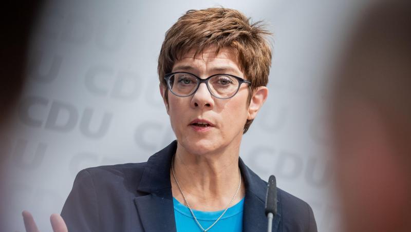 Annegret Kramp-Karrenbauer bei einer Pressekonferenz nach der Sitzung des CDU Bundesvorstands im Konrad-Adenauer-Haus. Annegret Kramp-Karrenbauer bei einer Pressekonferenz nach der Sitzung des CDU Bundesvorstands im Konrad-Adenauer-Haus.