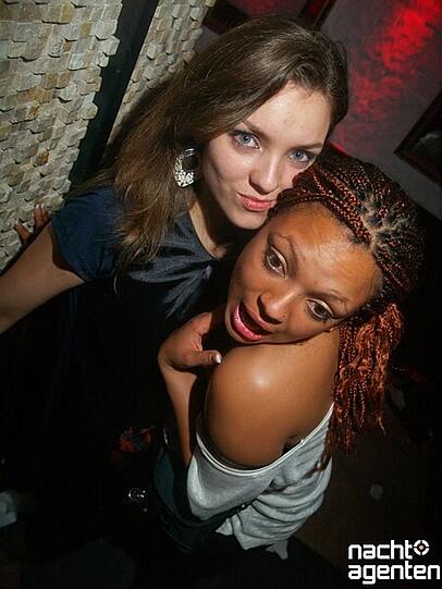 Tanz in den Mai: Das heiße Misery-Special im Crowns Club. Mehr Bilder von dieser Party gibt's unter: www.nachtagenten.de.