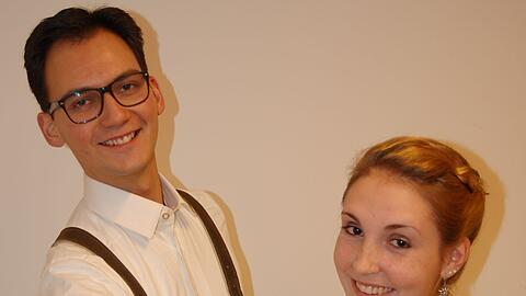 Sebastian Cramer und Rebecca Scheermann feiern mit den Laimern in den Fasching.