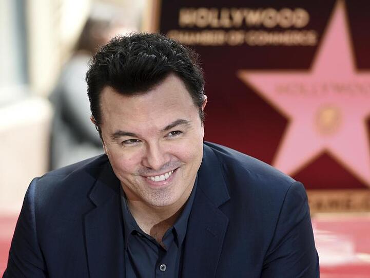 US-Komiker Seth MacFarlane wird auf dem Hollywood "Walk of Fame" mit einem Stern geehrt.