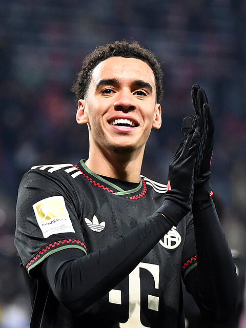 Endlich wieder zur&uuml;ck auf dem Platz: Bayern-Star Jamal Musiala