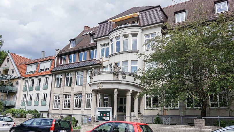 Die Villa steht unter Denkmalschutz Die Villa steht unter Denkmalschutz