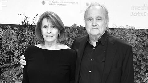Senta Berger trauert um Ehemann Michael Verhoeven, der mit 85 Jahren gestorben ist.