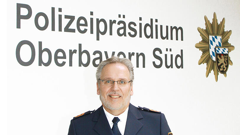 Polizeipräsident Robert Kopp ist nach dem Brandanschlag in Rosenheim schockiert über die Gewalt gegen Beamte