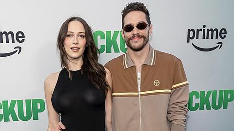 Elsie Hewitt und Pete Davidson sind seit M&auml;rz 2025 ein Paar.