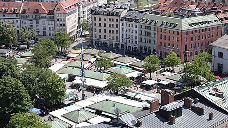 Der Viktualienmarkt ist ein Wahrzeichen Münchens. Was die vielen Besucher nicht sehen: Er ist marode.