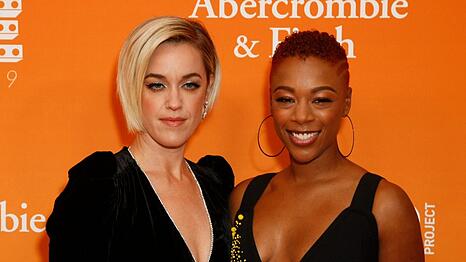 Samira Wiley (r.) und Lauren Morelli lernten sich am Set von "Orange Is the New Black" kennen und lieben.
