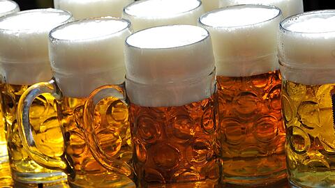 In der Diskussion um den Bierpreisdeckel schießen die Wiesn-Wirte zurück.