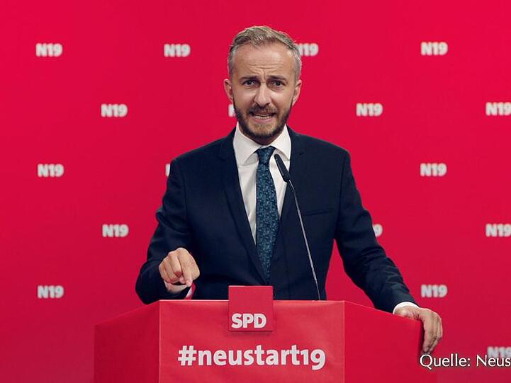 Jan Böhmermann bleibt dabei: Er will SPD-Mitglied werden.