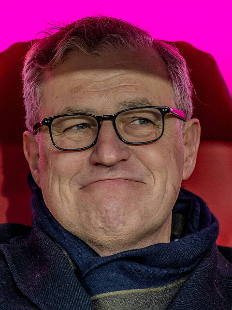 Jan-Christian Dreesen will selbst bei einem Sieg gegen Dortmund noch keine Gl&uuml;ckw&uuml;nsche zur Meisterschaft annehmen.