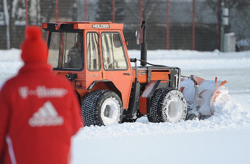 Auftakt am 20. Januar: Gut möglich, dass beim ersten Bayernspiel im neuen Jahr der Schneepflug ran muss.
